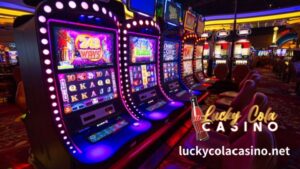 Mayroong maraming mga pakinabang sa paglalaro ng mga online slot sa Lucky Cola. Ang mga larong ito ay mas maginhawa, mas madaling laruin, at sa pangkalahatan ay nagbibigay ng mas komportable, walang problemang pagkakataon na maglaro ng mga slot anumang oras, kahit saan.