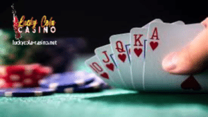 Ang larawan ay nagpapakita ng royal flush cards sa larong poker